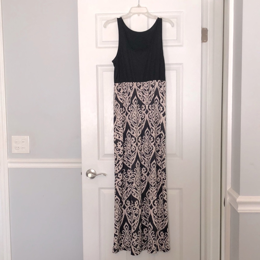 Brand new maxi dress, black and cream, size large